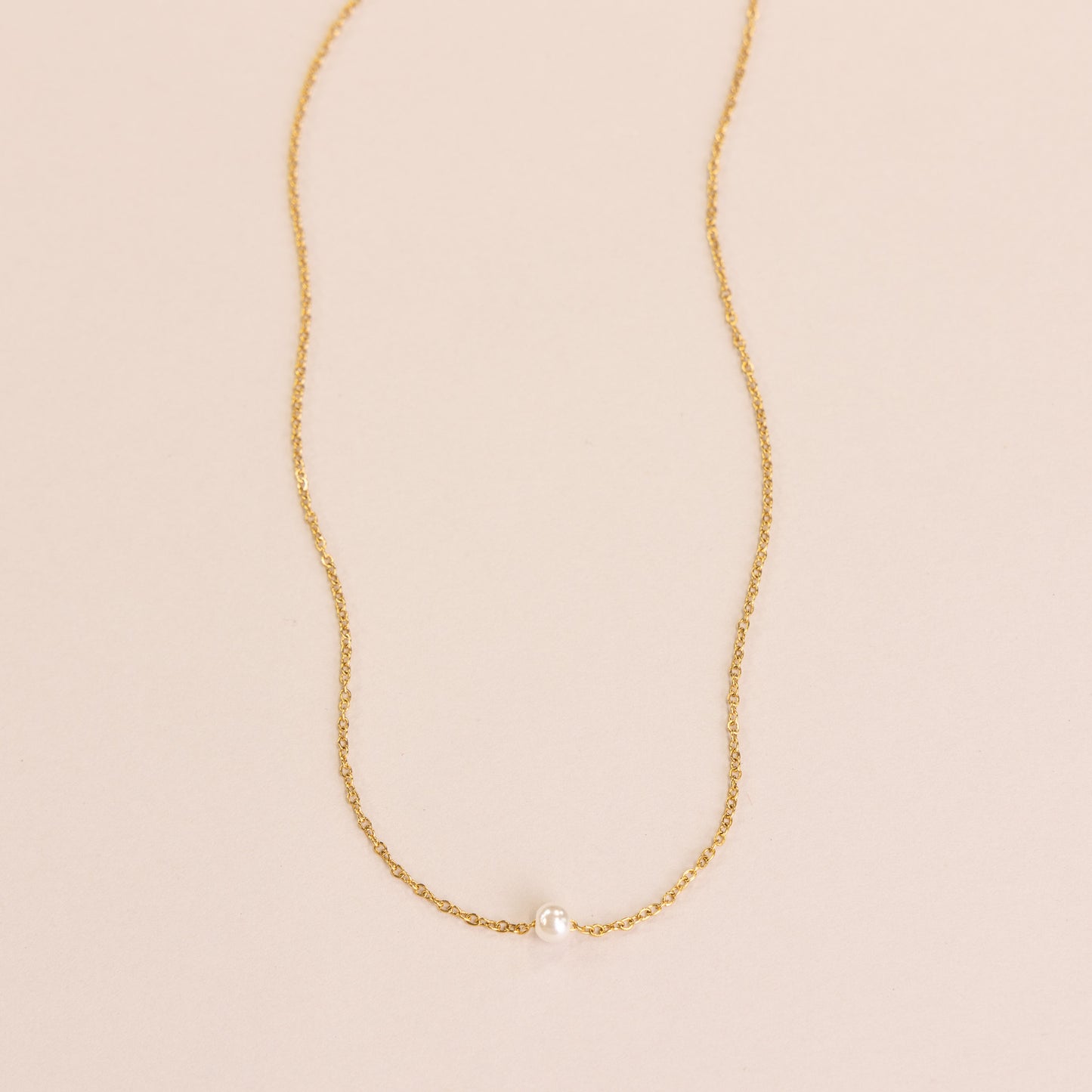 Posh Pearl Necklace