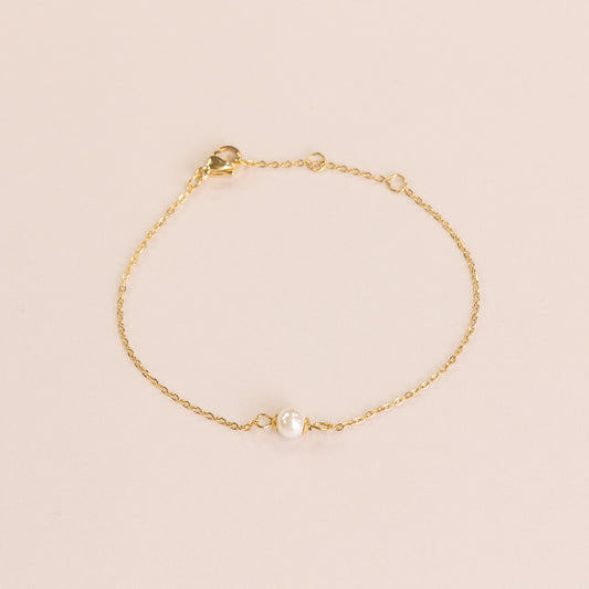 Posh Pearl Bracelet