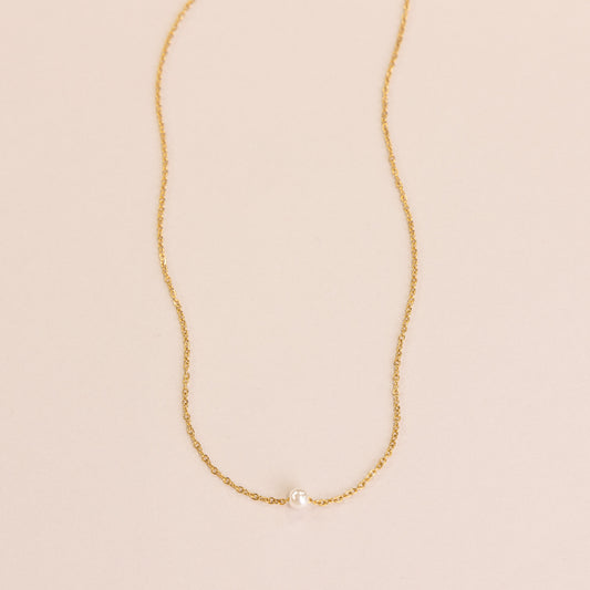Posh Pearl Necklace